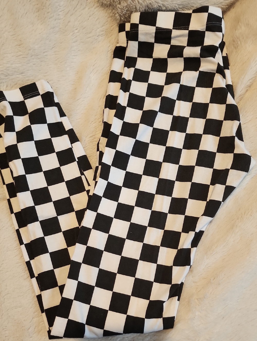 Black & White Checkerboard Leggings Size XL